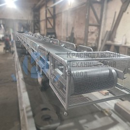 Ленточный конвейер с защитой